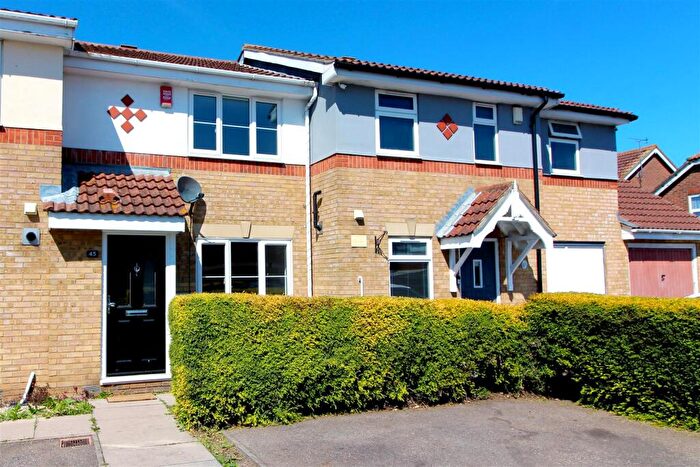 2 Bedroom Terraced House To Rent In Cole Avenue, Chadwell St. Mary, Grays, RM16