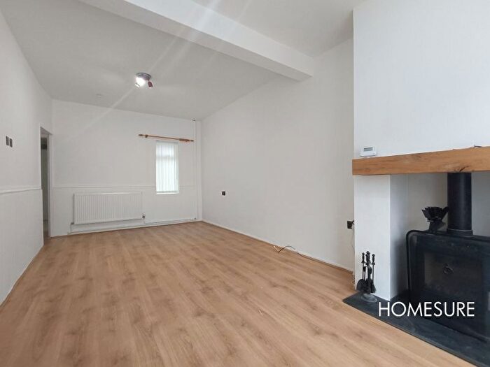 3 Bedroom Terraced House To Rent In Index Street, Liverpool, L4