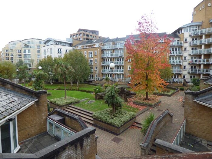 2 Bedroom Apartment For Sale In Woodland Crescent, London, SE16