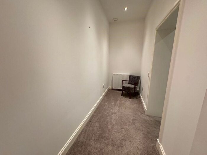 1 Bedroom Flat To Rent In A Loch Street, Townhill, Dunfermline, KY12