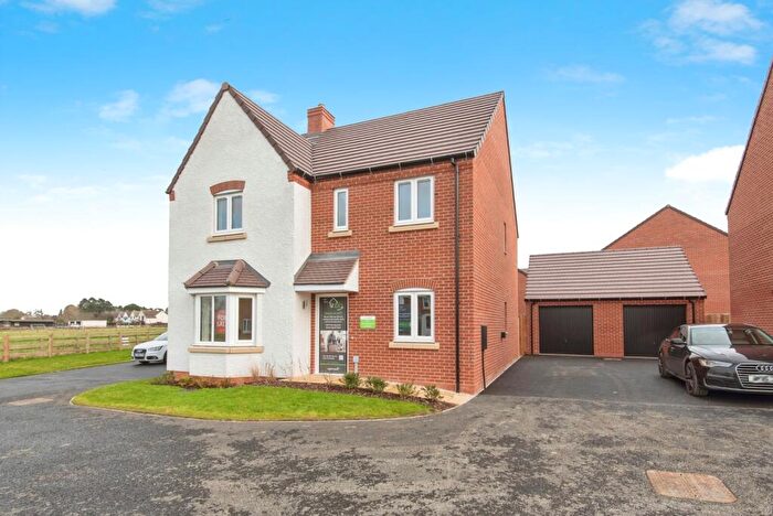 4 Bedroom Detached House For Sale In Oak Grove, Cambridge Road, Dunton, SG18