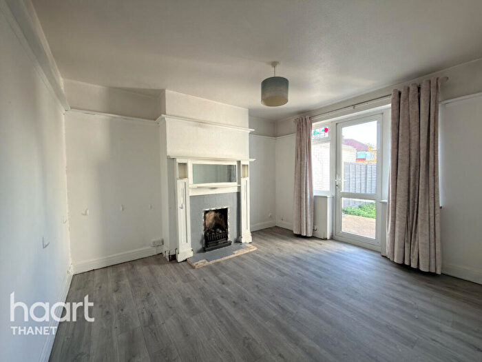 3 Bedroom Terraced House For Sale In Hastings Avenue, Margate, CT9
