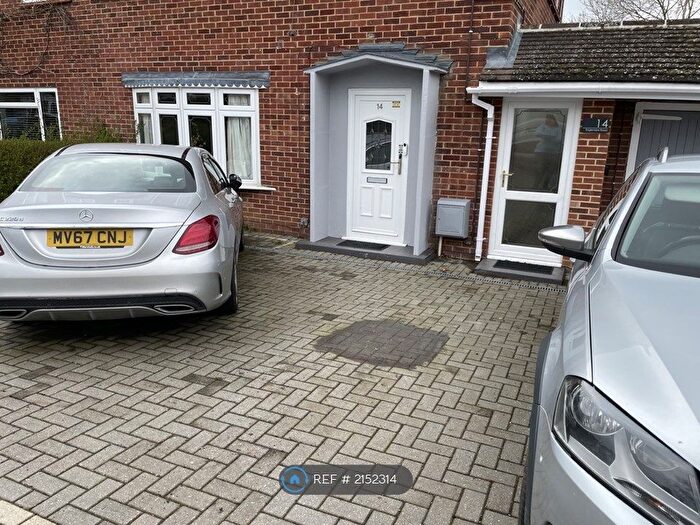 Studio To Rent In Priestwood, Bracknell, RG42