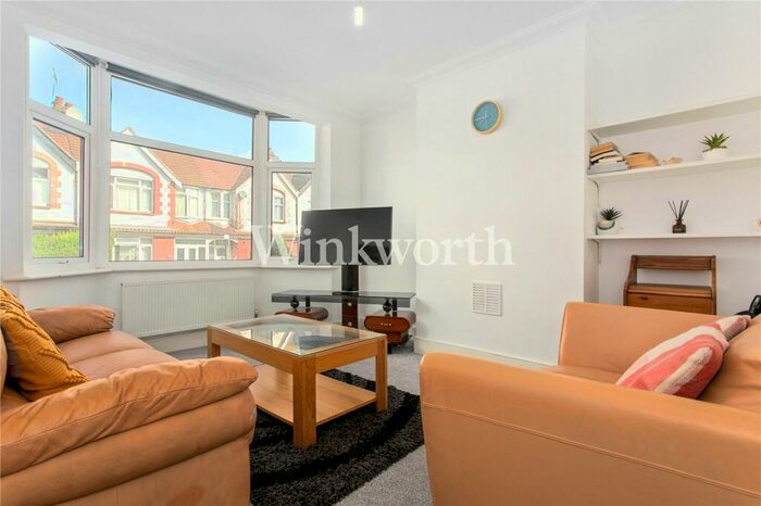 3 Bedroom Terraced House To Rent In The Avenue, London, N17