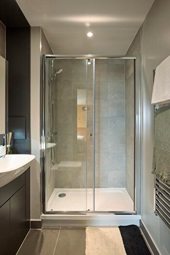 2 Bedroom Apartment To Rent In Candleriggs, Trongate, Glasgow, G1