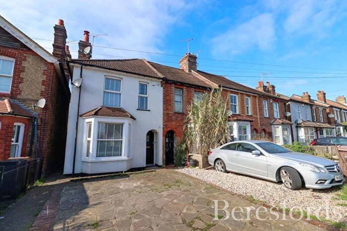 2 Bedroom End Terrace House For Sale In Main Road, Broomfield, CM1
