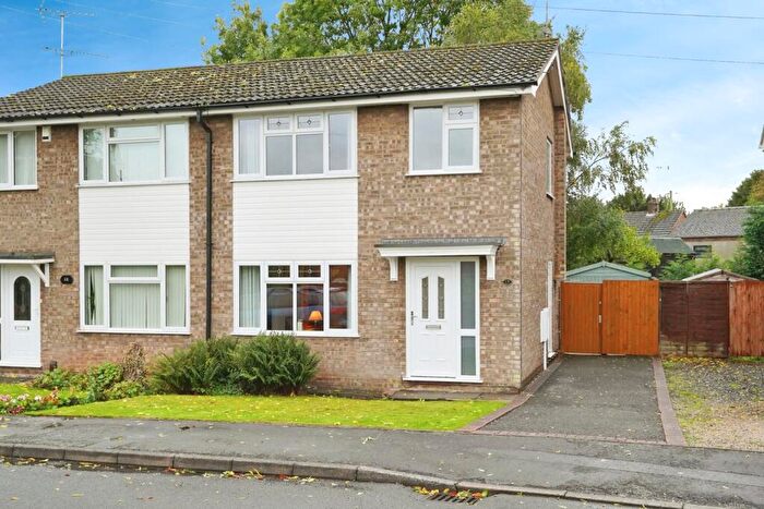 3 Bedroom Semi-Detached House For Sale In Swallow Dale, Thringstone, Coalville, Leicestershire, LE67