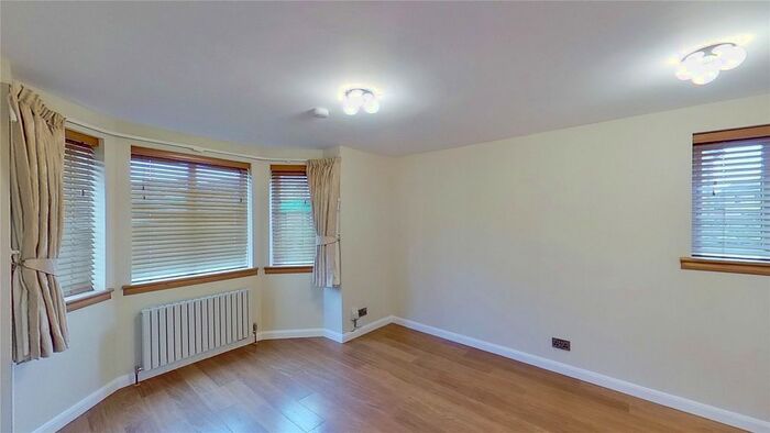 2 Bedroom Flat To Rent In Gogarloch Syke, Edinburgh, EH12