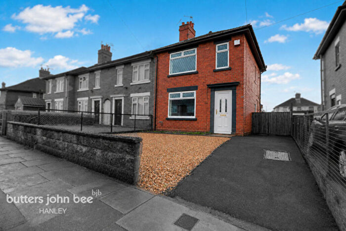 2 Bedroom Semi-Detached House To Rent In Dale Avenue, Stoke-on-trent, ST6