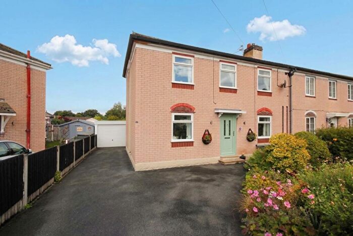 3 Bedroom Semi-Detached House For Sale In Barrymore Road, Weaverham, CW8