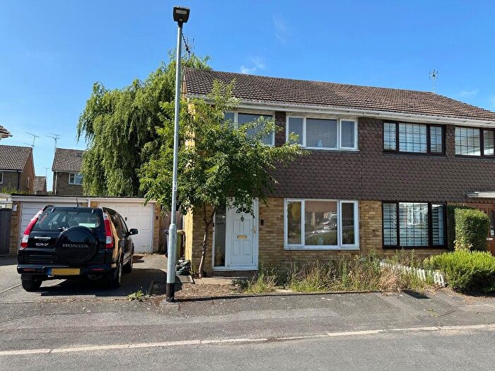 3 Bedroom Semi-Detached House For Sale In Prince Andrew Way, Ascot, Berkshire, SL5