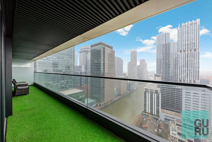 2 Bedroom Flat To Rent In The Wardian, London, E14