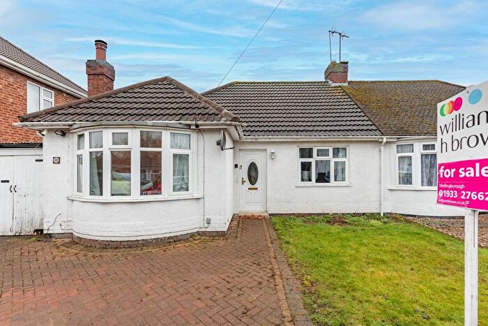 2 Bedroom Semi Detached Bungalow For Sale In Stanwell Way, Wellingborough, NN8
