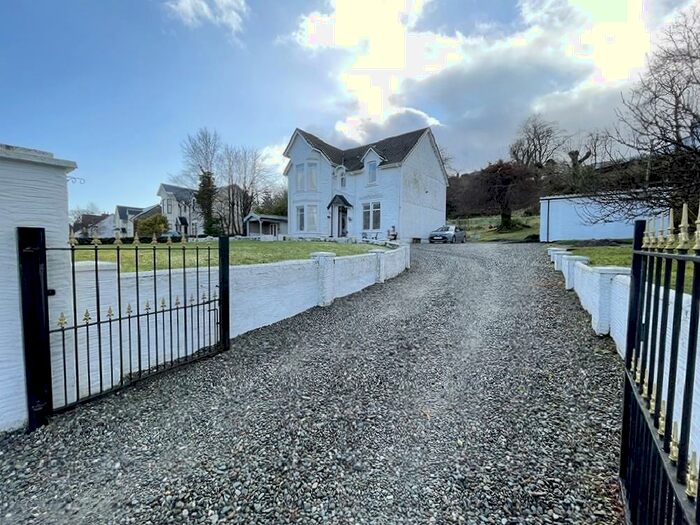 5 Bedroom Detached House For Sale In Ardnadam Bay, Sandbank, Argyll And Bute, PA23