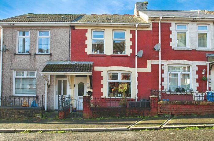 3 Bedroom Terraced House For Sale In The Avenue, Pontycymer, Bridgend, CF32