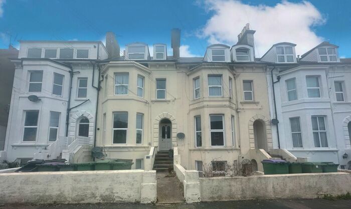 2 Bedroom Flat To Rent In Coolinge Road, Folkestone, CT20