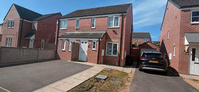 2 Bedroom Semi-Detached House For Sale In Carleton Glen, Pontefract, WF8