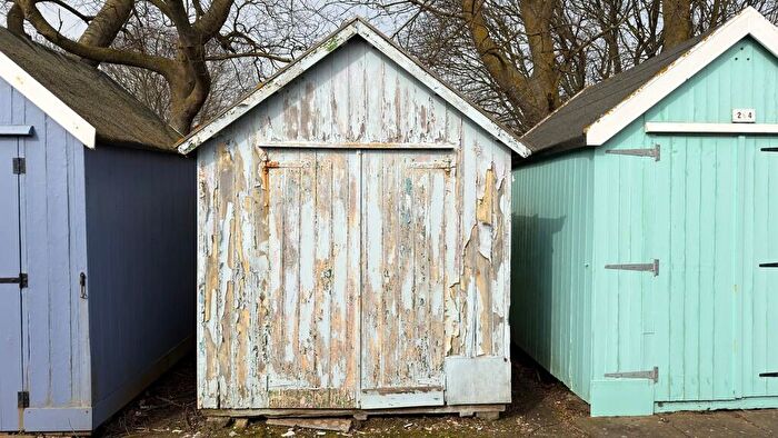 Chalet For Sale In Beach Hut, IP11