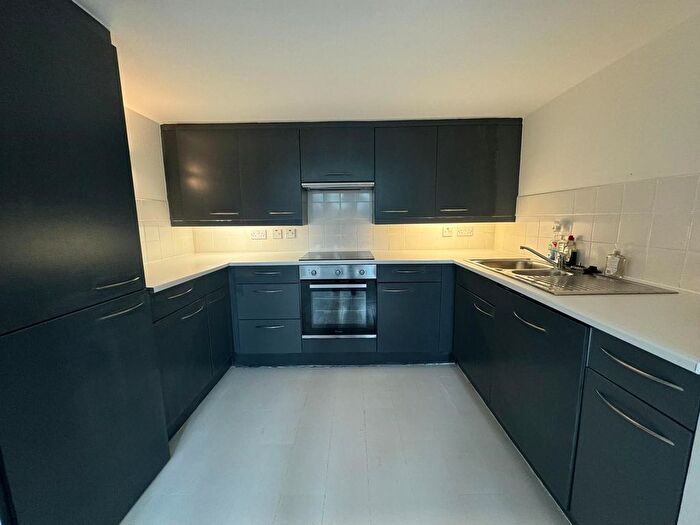 1 Bedroom Flat To Rent In York Way, King's Cross, London, N1