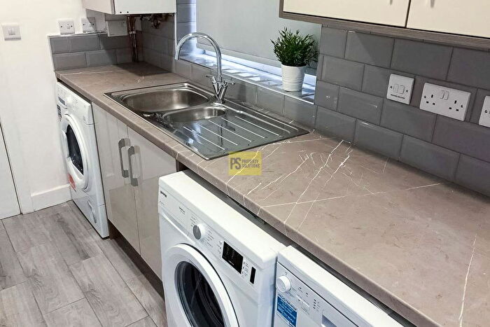 5 Bedroom Terraced House To Rent In Witton Street, Nechells, Birmingham, B9