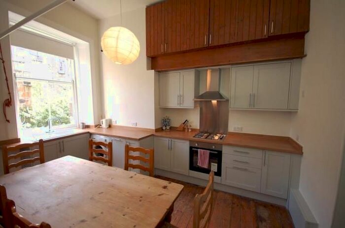 2 Bedroom Flat To Rent In Royal Crescent, New Town, Edinburgh, EH3