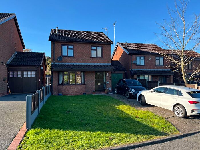 3 Bedroom Property To Rent In Milverton Drive, Uttoxeter, ST14