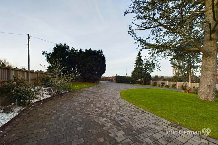 4 Bedroom Detached House For Sale In Cedar View, Draycott-in-the-clay, DE6