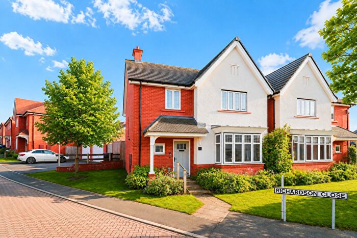 4 Bedroom Detached House For Sale In Richardson Close, Boughton, Northampton, NN2