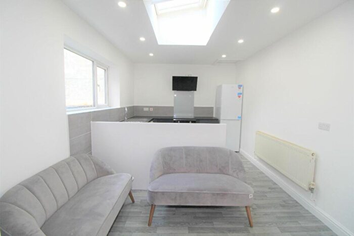 3 Bedroom Terraced House To Rent In Trafford Street, Preston, Lancashire, PR1