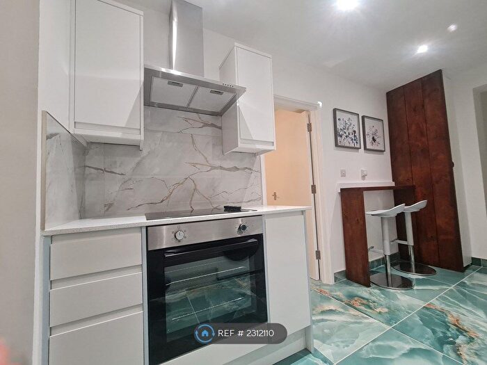 1 Bedroom Flat To Rent In Salisbury Road, London, N22