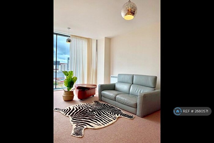 2 Bedroom Flat To Rent In Whitworth Building, Manchester, M3