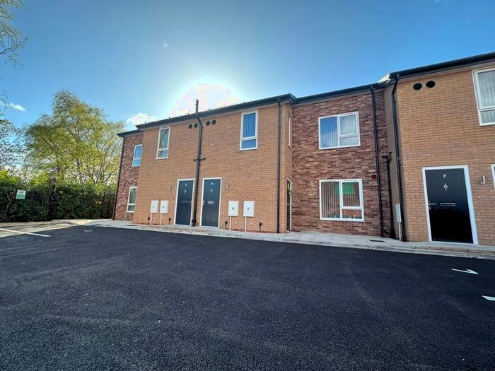 2 Bedroom Flat To Rent In Flat Kings Pit Mews, Brook Lane, Orrell, WN5