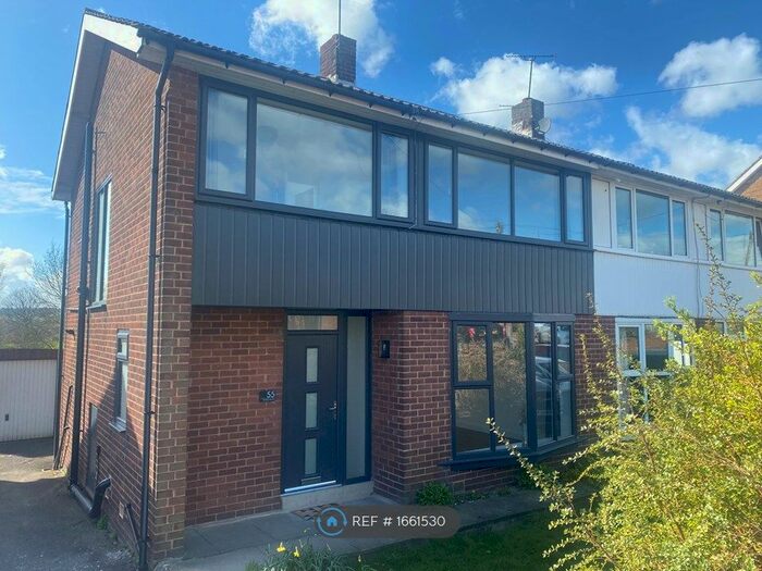 3 Bedroom Semi-Detached House To Rent In Victoria Mount, Horsforth, Leeds, LS18