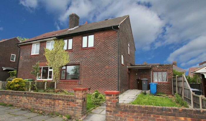 2 Bedroom Semi-Detached House To Rent In Regent Avenue, Ashton-In-Makerfield, Wigan, WN4