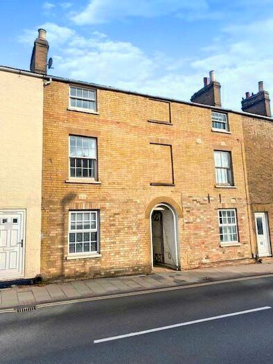 1 Bedroom Property To Rent In - Ermine Street, Huntingdon, Cambridgeshire, PE29