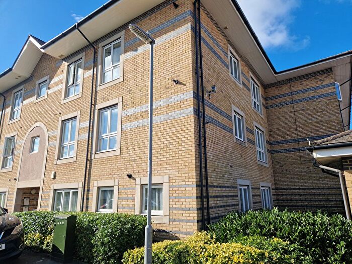 1 Bedroom Flat To Rent In Longworth Avenue, Cambridge, CB4