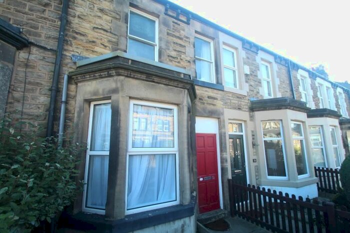 2 Bedroom Terraced House To Rent In Mayfield Grove, Harrogate, HG1