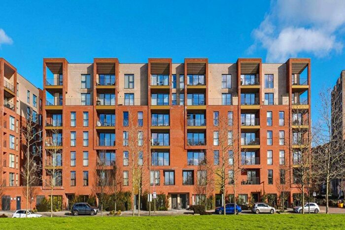 3 Bedroom Flat For Sale In Serenity House, Lismore Boulevard, Colindale, NW9