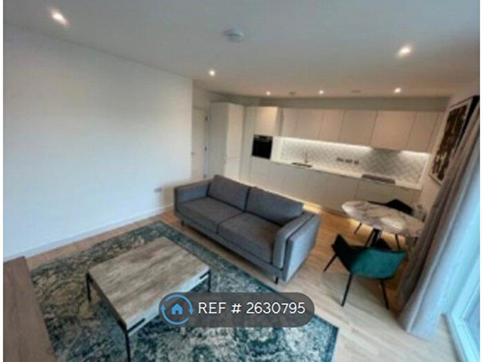 1 Bedroom Flat To Rent In Sibley House, Southall, UB1