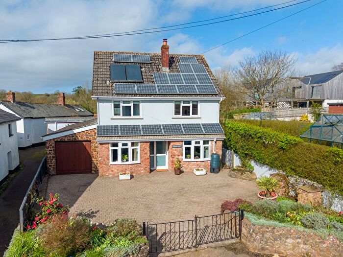 4 Bedroom Detached House For Sale In Cheriton Fitzpaine, Crediton, EX17