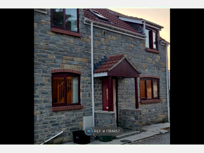 2 Bedroom End Of Terrace House To Rent In Temperance Terrace, Street, BA16