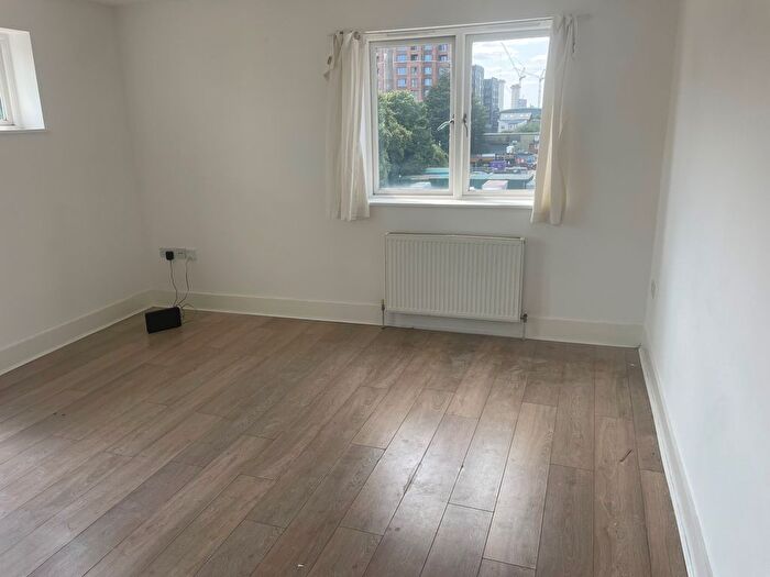2 Bedroom Flat To Rent In Rolins Street, South Bermondsey London, SE15