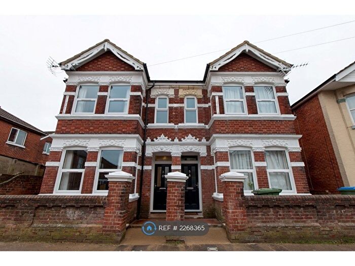 6 Bedroom Semi-Detached House To Rent In Coventry Road, Southampton, SO15