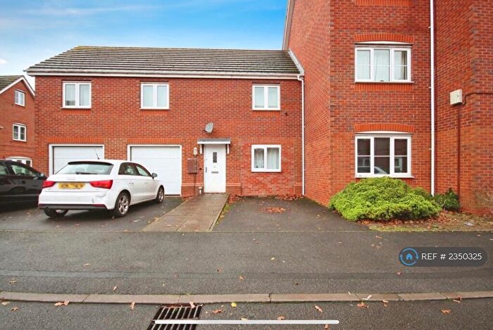 2 Bedroom Flat To Rent In Hickory Close, Coventry, CV2