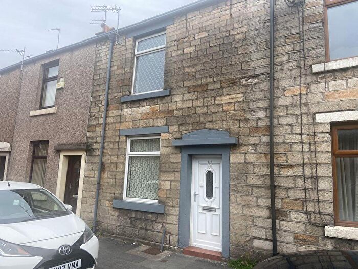 2 Bedroom Terraced House To Rent In Rochdale Road Firgrove, OL16