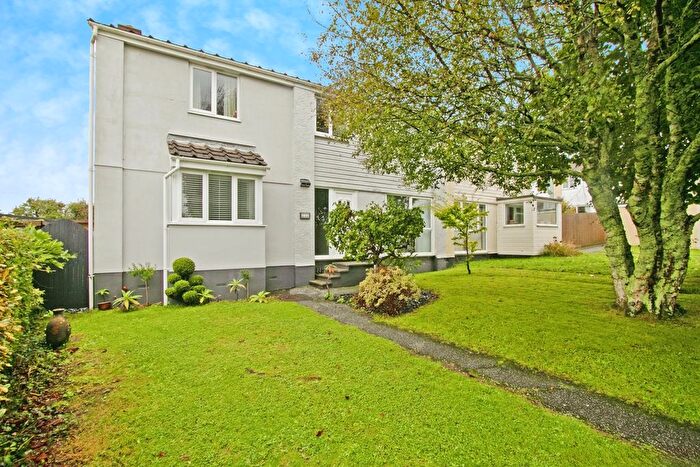 4 Bedroom Semi-Detached House For Sale In Eglos Road, Shortlanesend, Truro, Cornwall, TR4