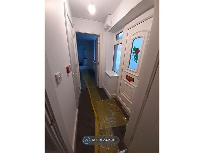 1 Bedroom Flat To Rent In North Street, Bridlington, YO15
