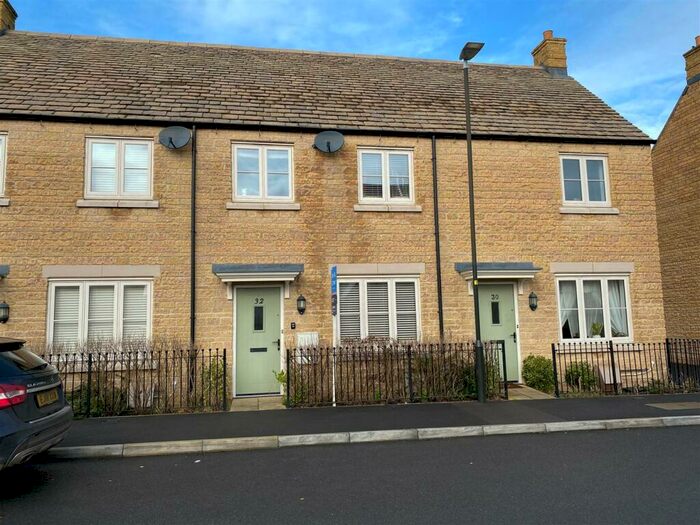 3 Bedroom Terraced House To Rent In Swallow Road, Bourton-on-the-Water, GL54