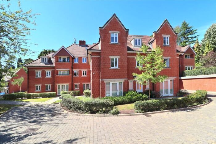 1 Bedroom Apartment To Rent In Sandy Lane, Woking, GU22