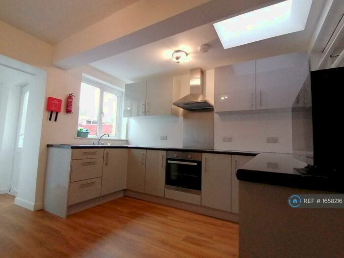 4 Bedroom Terraced House To Rent In Burrows Road, Swansea, SA1